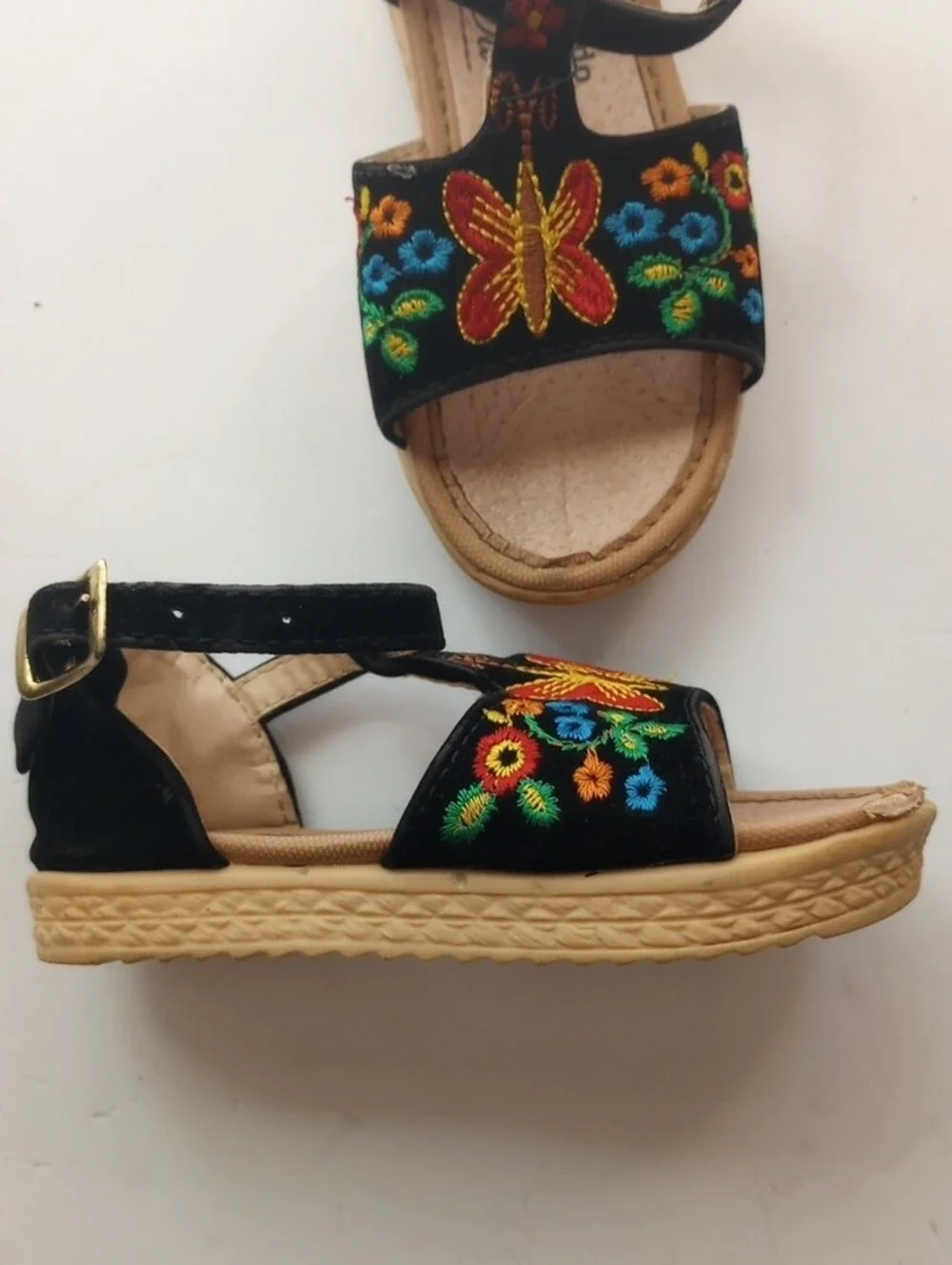 Made In Mexico Black Velvet Toddler Girl Embroidered Butterfly Flower Sandals 7